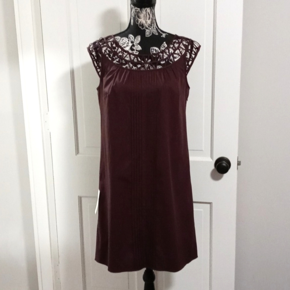 🆕️ 🍂Ann Taylor🍂 - Brown Lattice Neck Sleeveless Stretch Dress